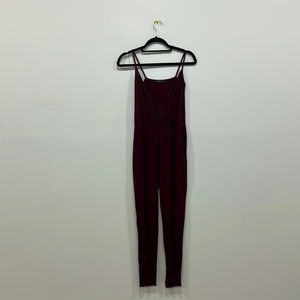 Stretchy spaghetti strap jumpsuit casual purple relaxed fit deep v skinny leg
